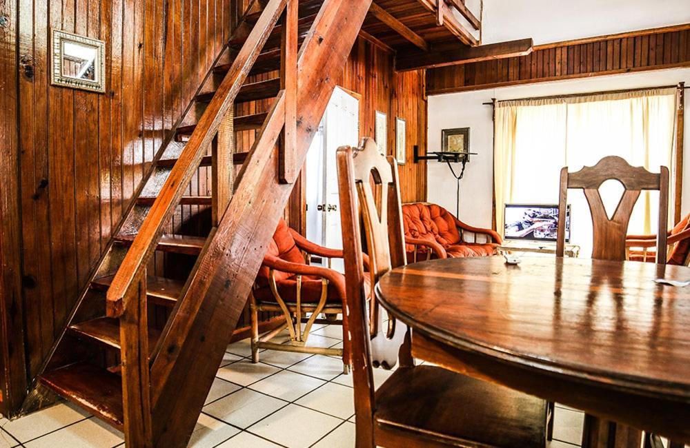 Fosters West Bay Resort Ngoại thất bức ảnh